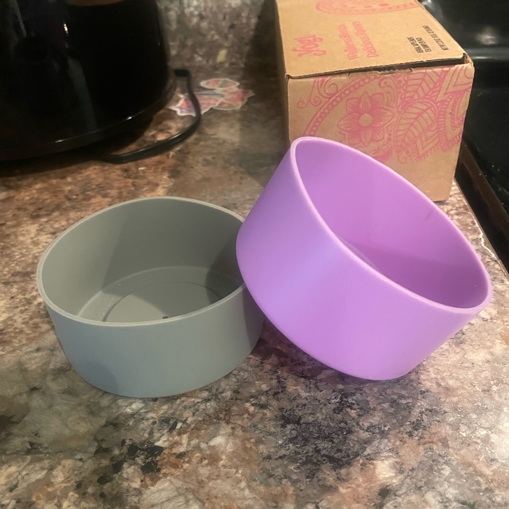 2 silicone boots for HydroFlask 32-40 oz water bottles